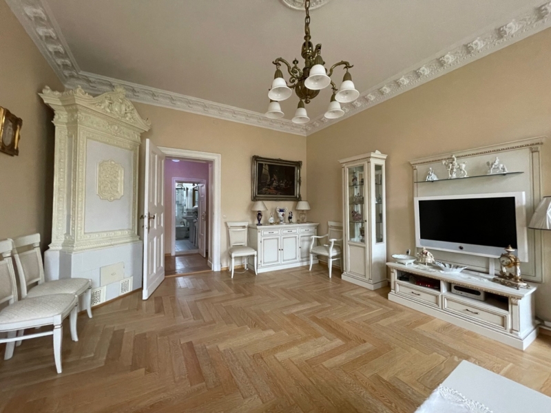 Элегантная 3-комнатная квартира в классическом стиле в Berlin-Wilmersdorf - Image 2