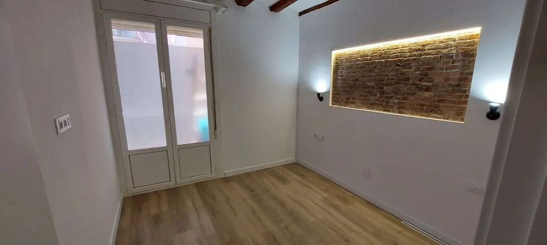 Ремонтована 3-кімнатна квартира з потенційною доходністю 5,5% в історичному районі - Image 4