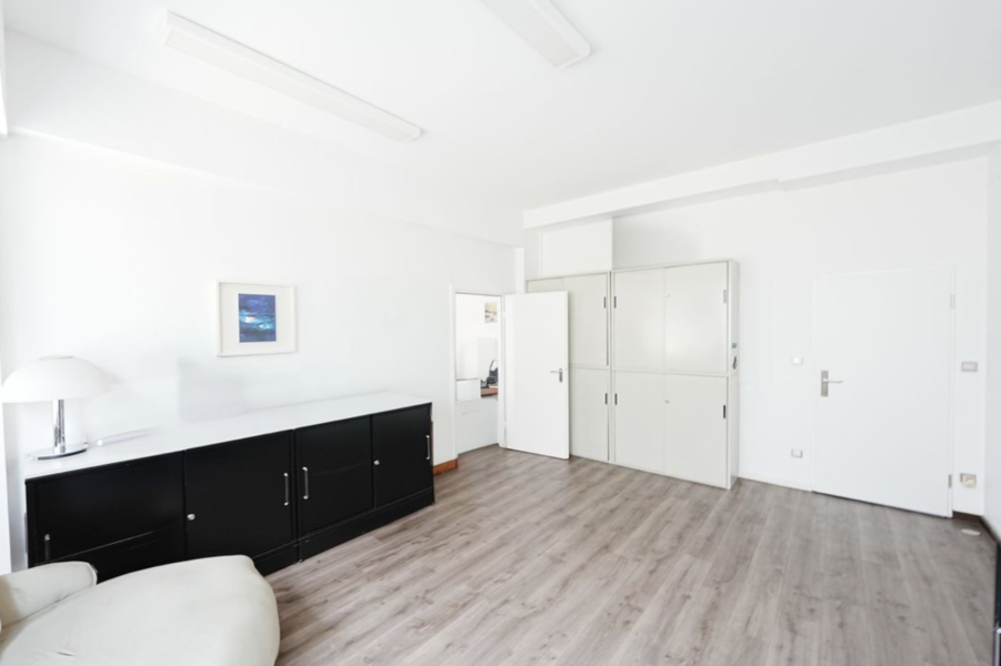5-Zimmer-Büro in Berlin-Schöneberg – repräsentativ, zentral und nur 2 Minuten vom KaDeWe entfernt - Image 5