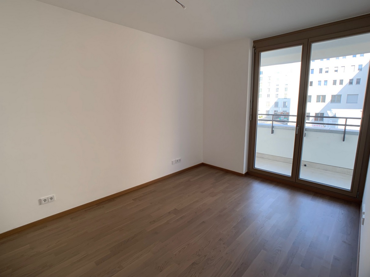 Современная 2-комнатная квартира с балконом в Berlin-Mitte - Image 2