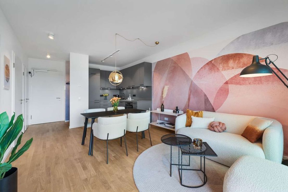 Сучасна 2-кімнатна квартира в новобудові з лоджією в Berlin-Friedrichshain