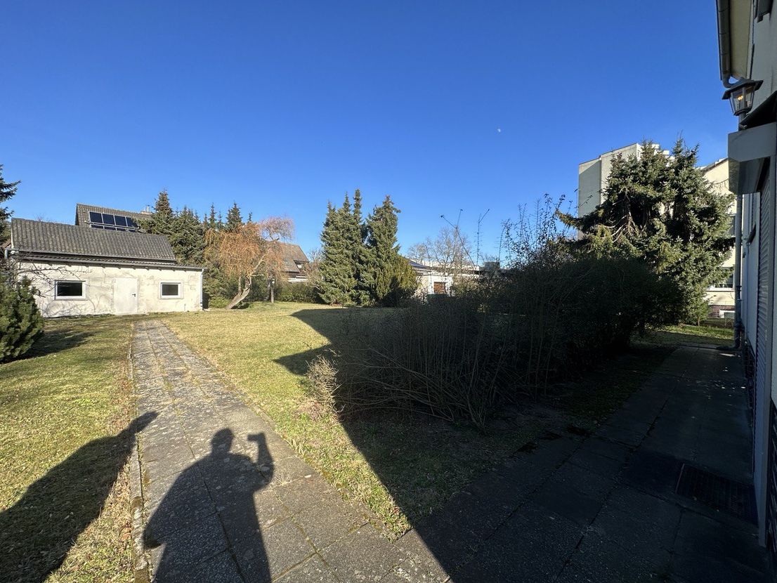 House for several generations with a large plot in Spandau - Image 5