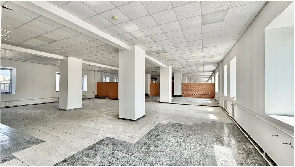 Нерухомий комплекс 6500 м² на Подолі - офіс, склад, виробництво - Image 2