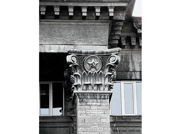 Будівля під реконструкцію 4 500 м² у Печерську - поруч БЦ «Парус»